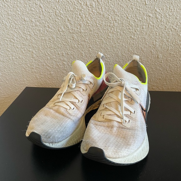 Nike React Infinity Run FK Platinum Running Shoes - Picture 3 of 9